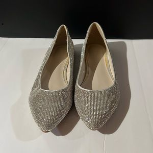 New Davids bridal sparkly flats. Size 8M.